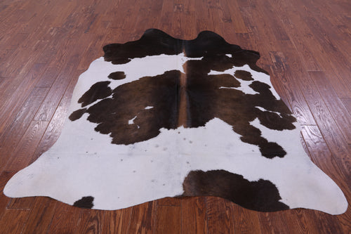 Brown & White Natural Cowhide Rug - Medium 6' 0