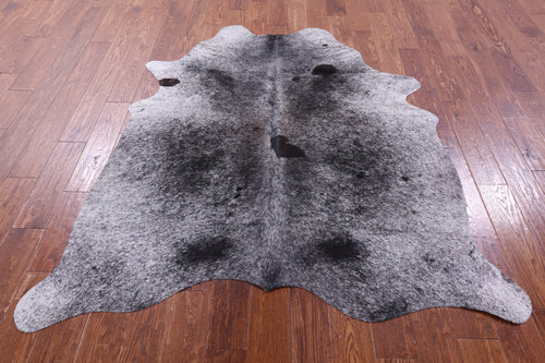 Black Salt & Pepper Natural Cowhide Rug - Medium 6' 2