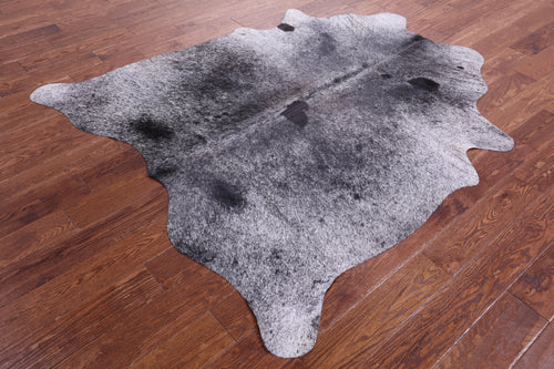 Black Salt & Pepper Natural Cowhide Rug - Medium 6' 2