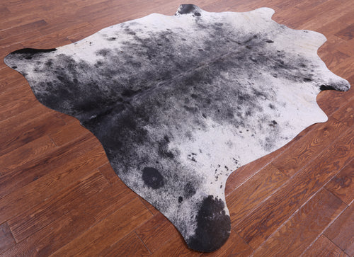 Black Salt & Pepper Natural Cowhide Rug - Large 6' 9