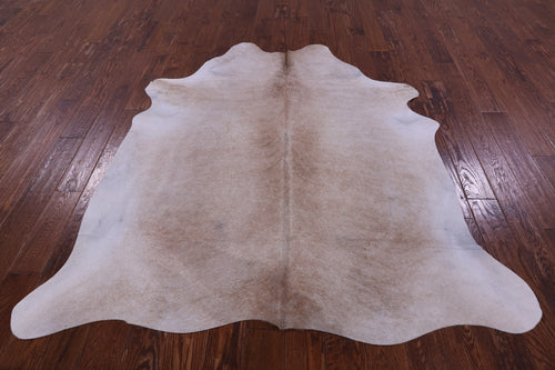 Light Brown Natural Cowhide Rug - Medium 6' 3