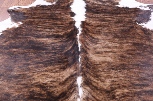 Brindle Natural Cowhide Rug - Medium 5' 8