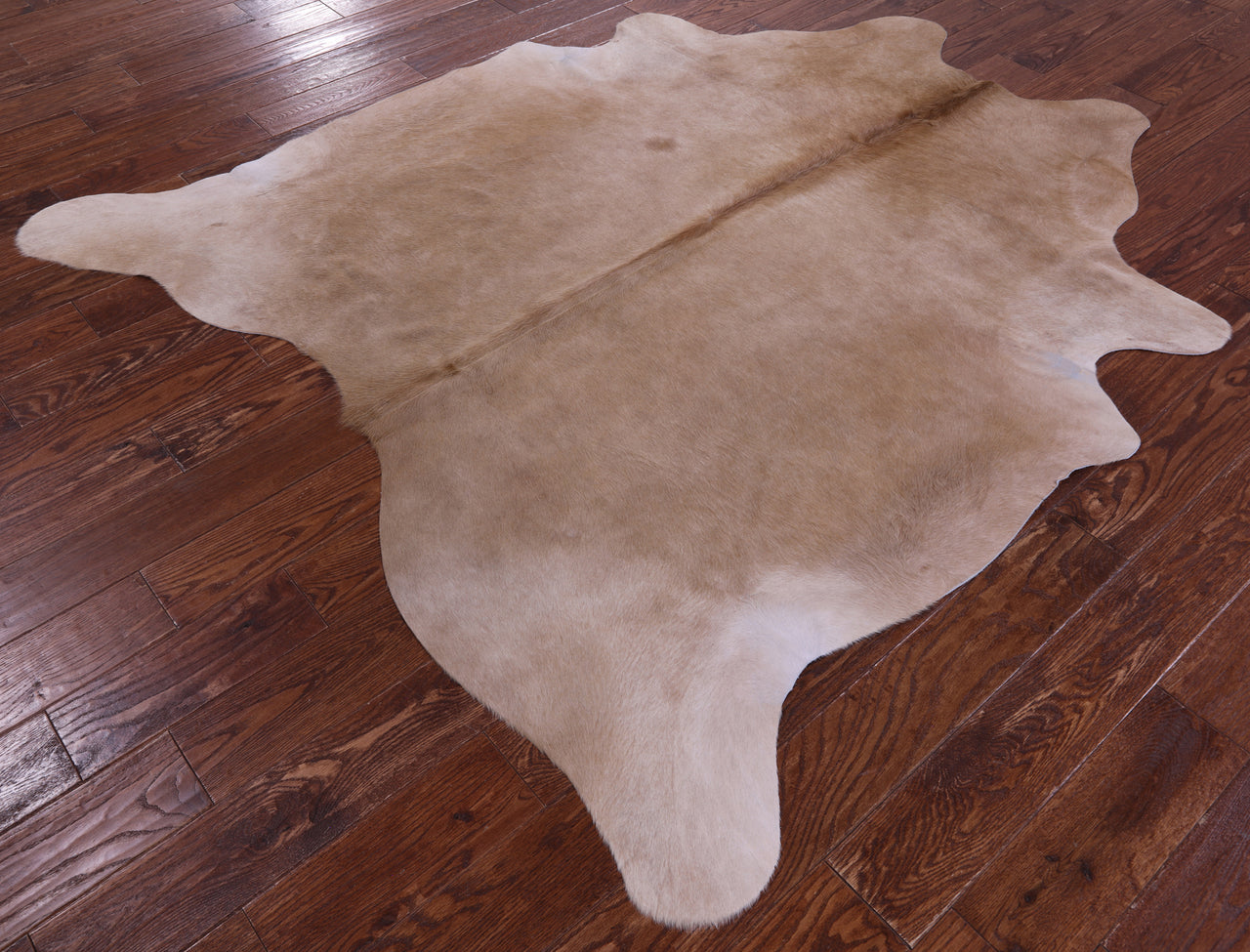Light Brown Natural Cowhide Rug - Large 6' 7"H x 5' 11"W