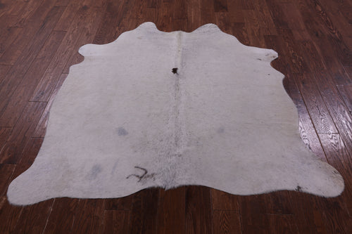White Natural Cowhide Rug - Small 5' 5