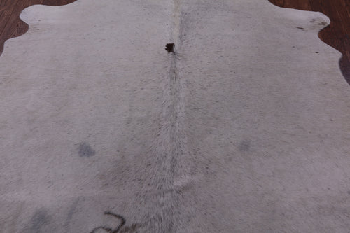 White Natural Cowhide Rug - Small 5' 5