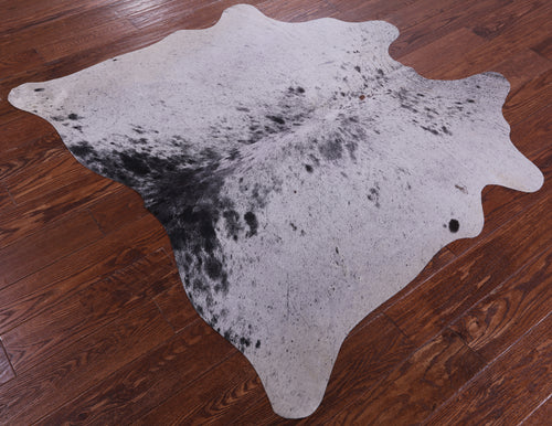 Black Salt & Pepper Natural Cowhide Rug - Small 4' 10