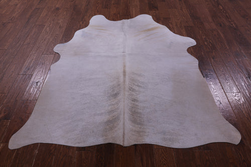 Light Brindle Natural Cowhide Rug - Medium 6' 0