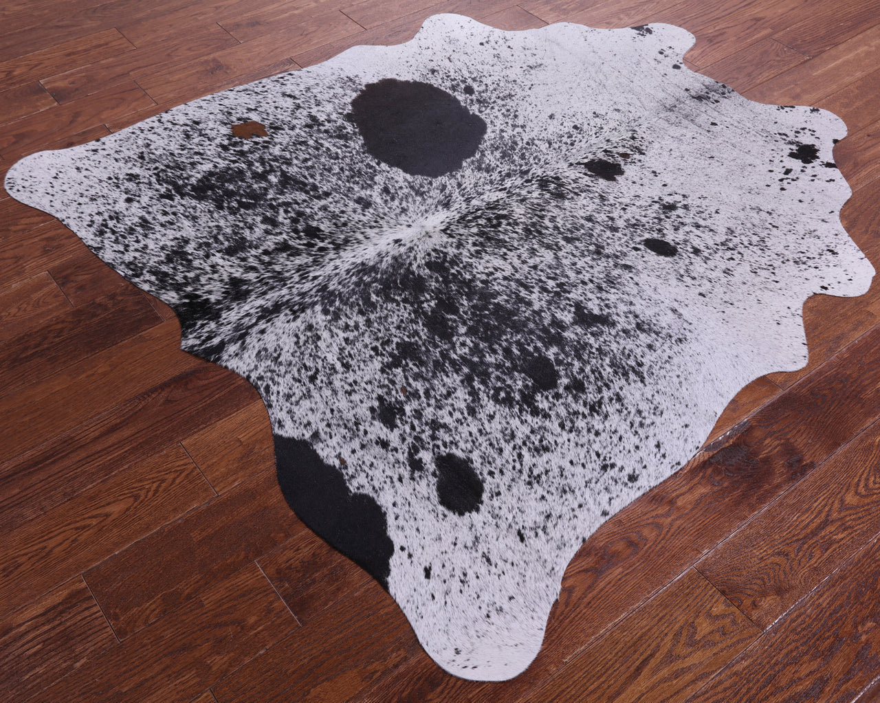Black Salt & Pepper Natural Cowhide Rug - Small 5' 2"H x 4' 10"W