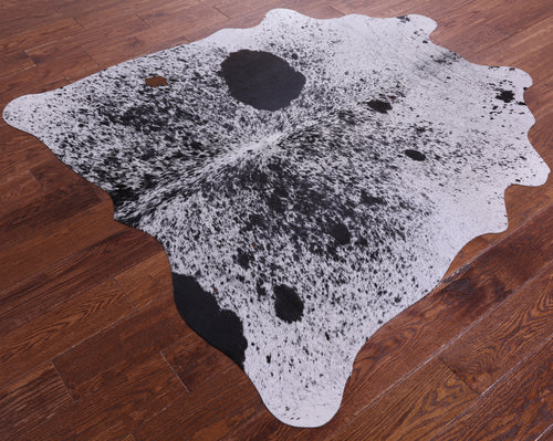 Black Salt & Pepper Natural Cowhide Rug - Small 5' 2