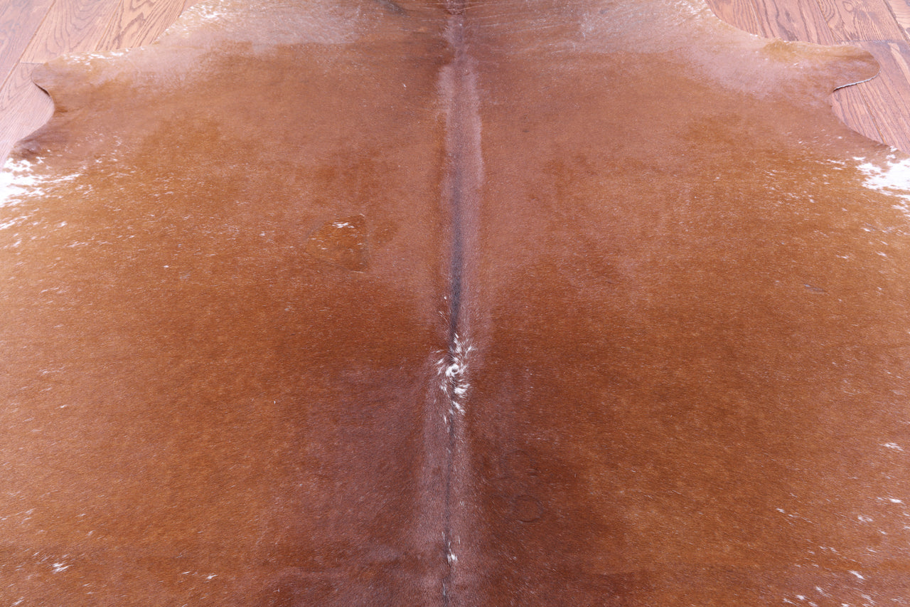 Brown Natural Cowhide Rug - Medium 6' 1"H x 5' 2"W