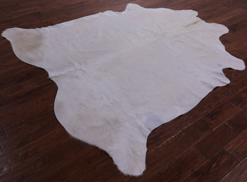 White Natural Cowhide Rug - X-Large 7' 7