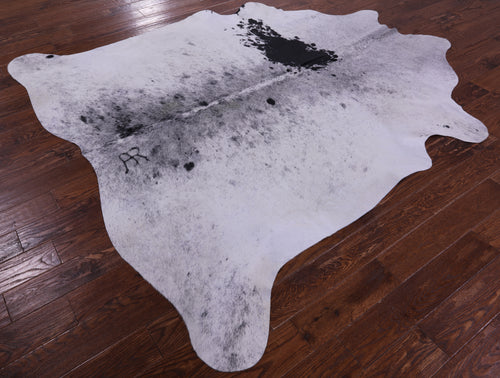 Black Salt & Pepper Natural Cowhide Rug - XX-Large 8' 0