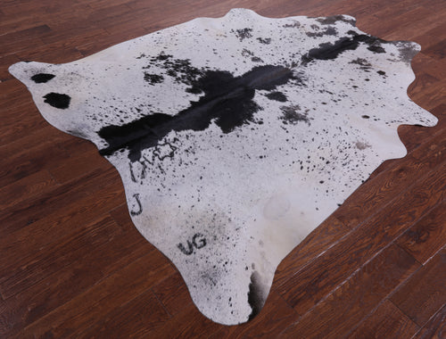 Black Salt & Pepper Natural Cowhide Rug - Large 6' 11