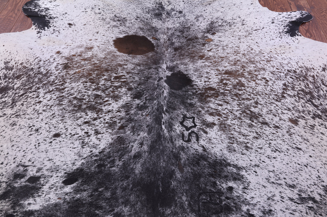 Brown Salt & Pepper Natural Cowhide Rug - XX-Large 8' 3"H x 7' 2"W