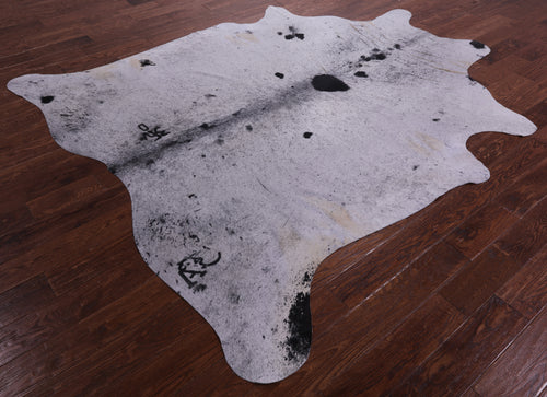 Black Salt & Pepper Natural Cowhide Rug - XX-Large 8' 4