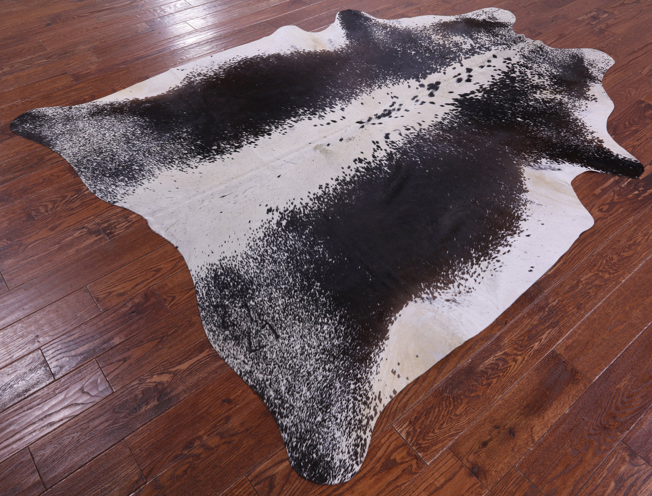 Brown Salt & Pepper Natural Cowhide Rug - XX-Large 8' 1"H x 6' 6"W