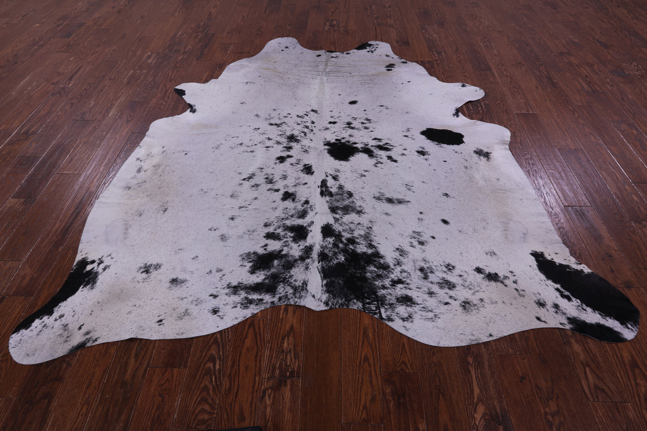 Black Salt & Pepper Natural Cowhide Rug - XX-Large 8' 1"H x 7' 4"W
