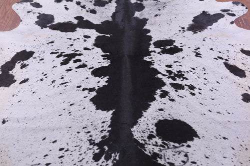 Black Salt & Pepper Natural Cowhide Rug - XX-Large 7' 11