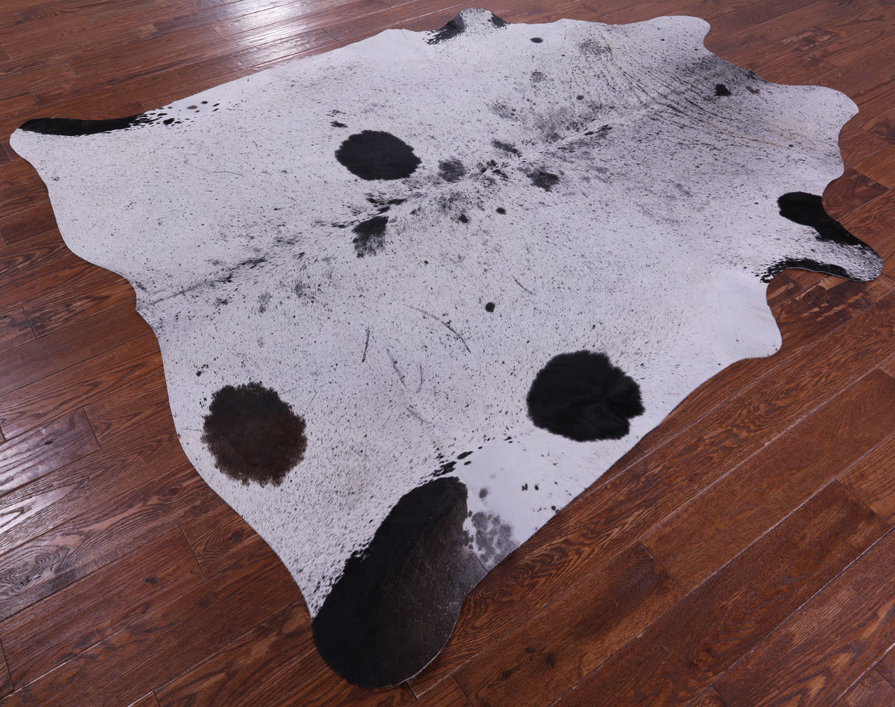 Black Salt & Pepper Natural Cowhide Rug - XX-Large 7' 9"H x 6' 9"W