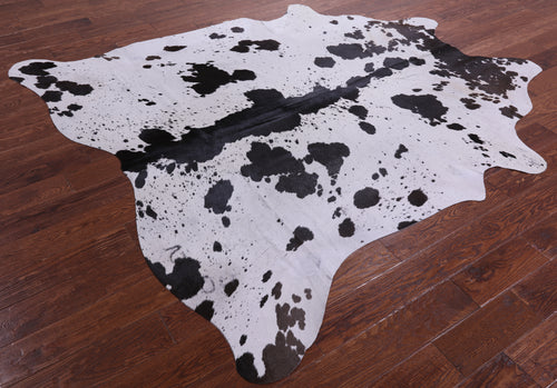 Black Salt & Pepper Natural Cowhide Rug - X-Large 7' 5