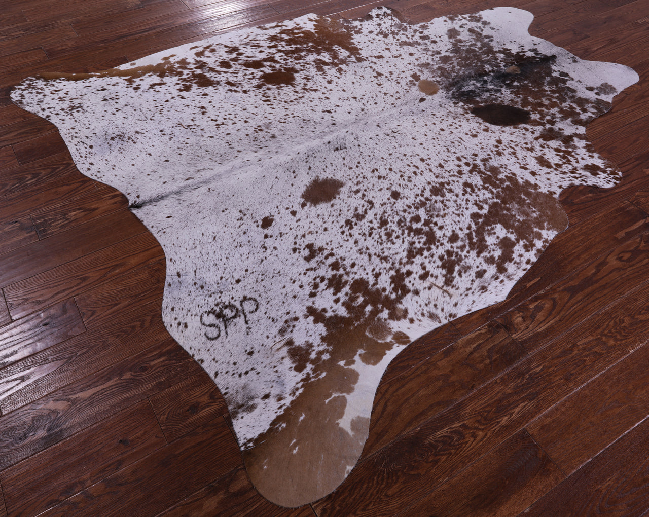Brown Salt & Pepper Natural Cowhide Rug - X-Large 7' 3"H x 6' 5"W