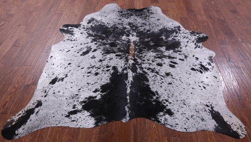 Black Salt & Pepper Natural Cowhide Rug - X-Large 7' 0
