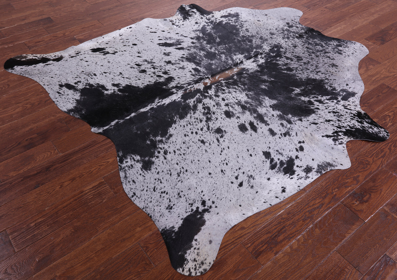 Black Salt & Pepper Natural Cowhide Rug - X-Large 7' 0"H x 6' 4"W