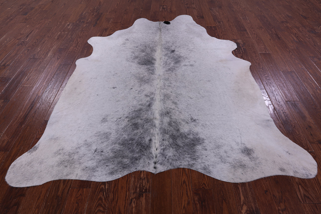 Black Salt & Pepper Natural Cowhide Rug - XX-Large 8' 1"H x 6' 9"W