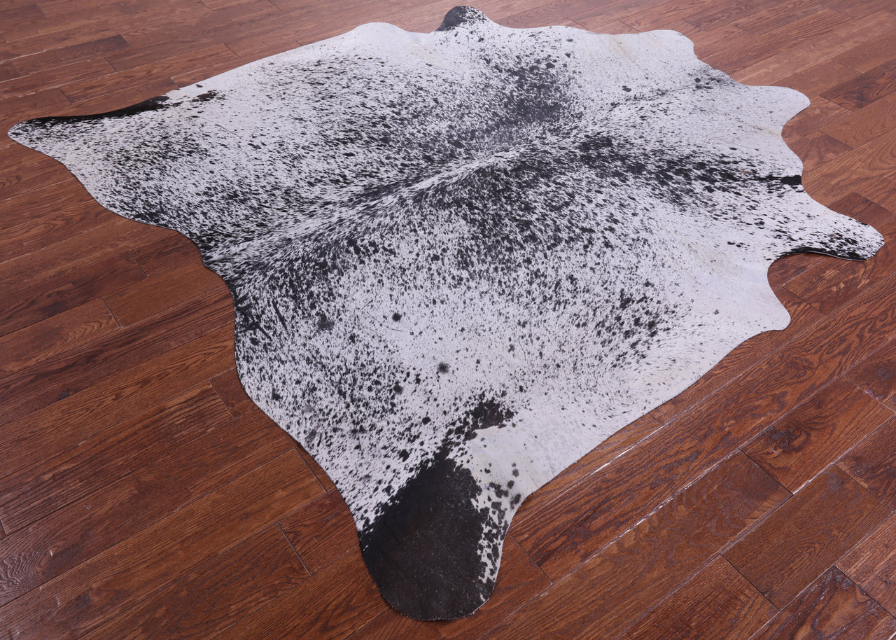 Black Salt & Pepper Natural Cowhide Rug - X-Large 7' 1"H x 6' 6"W