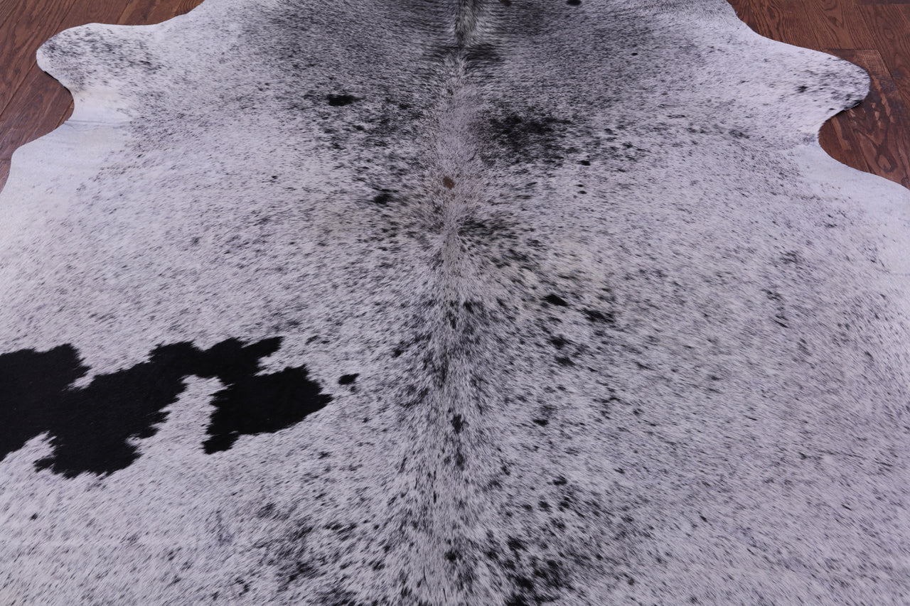Black Salt & Pepper Natural Cowhide Rug - XX-Large 8' 0"H x 6' 4"W