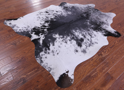 Black Salt & Pepper Natural Cowhide Rug - Large 6' 9