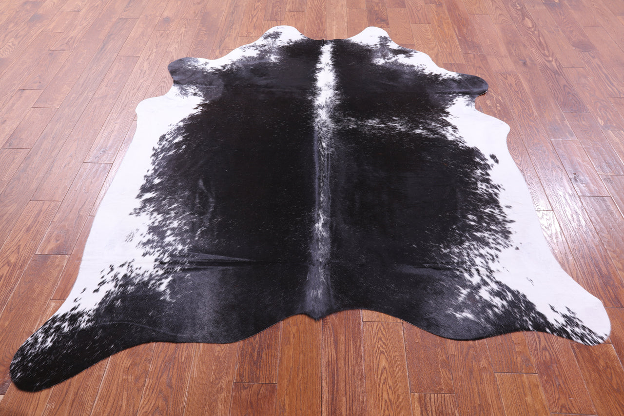 Black Salt & Pepper Natural Cowhide Rug - X-Large 7' 0"H x 6' 0"W