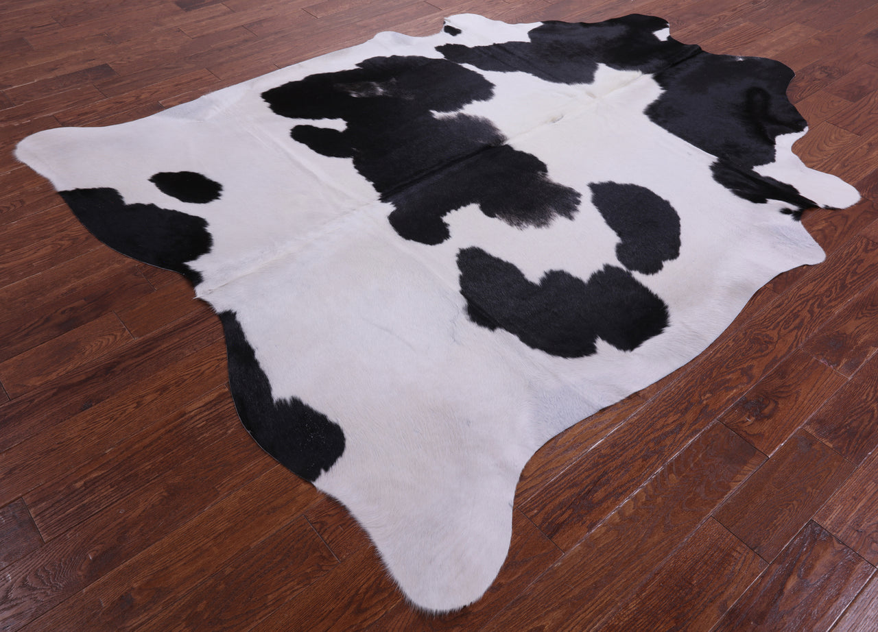 Black & White Natural Cowhide Rug - XX-Large 8' 2"H x 6' 8"W