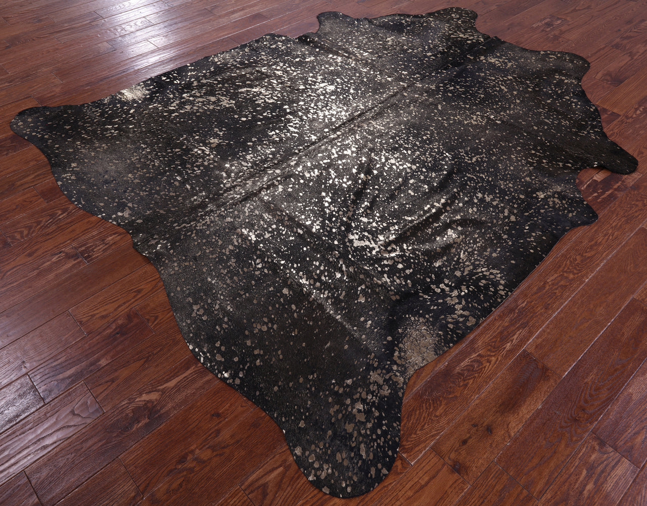 Gold Metallic Natural Cowhide Rug - XX-Large 8' 0"H x 7' 0"W