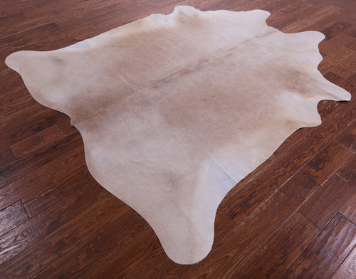 Light Brown Natural Cowhide Rug - XX-Large 7' 9
