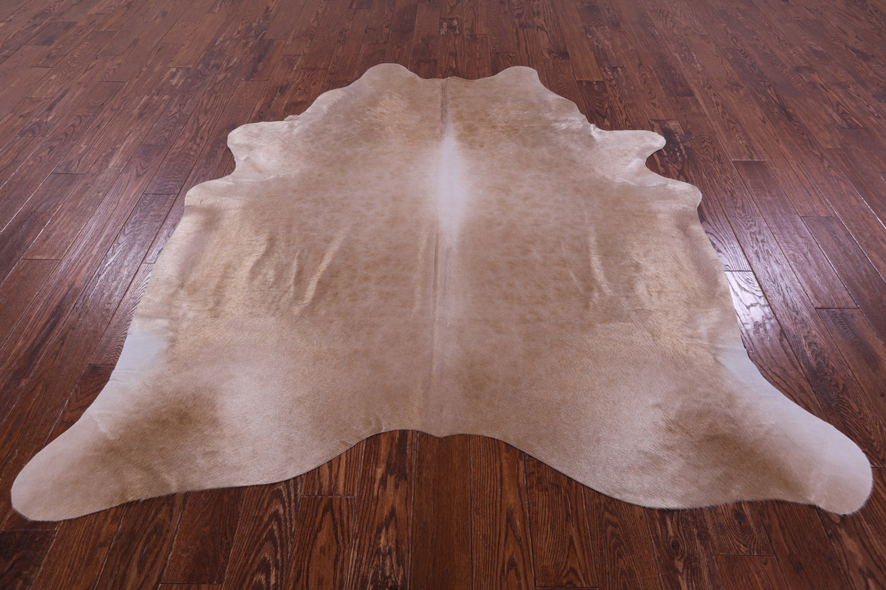 Light Brown Natural Cowhide Rug - X-Large 7' 2"H x 6' 6"W