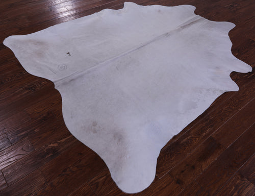 White Natural Cowhide Rug - X-Large 7' 7