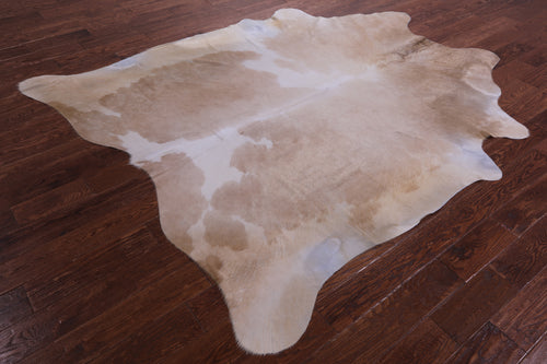 Light Brown Natural Cowhide Rug - XX-Large 8' 0