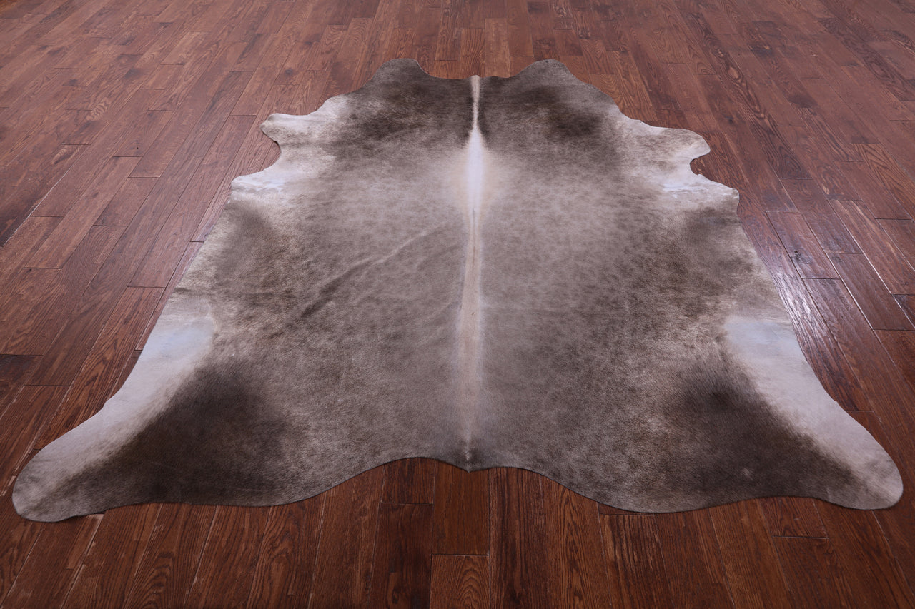 Light Brown Natural Cowhide Rug - XX-Large 7' 10"H x 7' 0"W