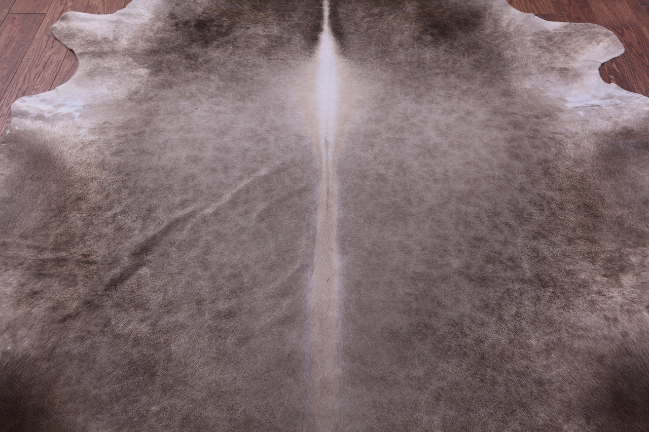Light Brown Natural Cowhide Rug - XX-Large 7' 10"H x 7' 0"W