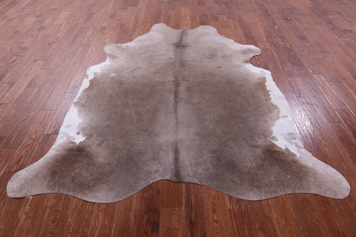 Light Brown Natural Cowhide Rug - XX-Large 7' 8