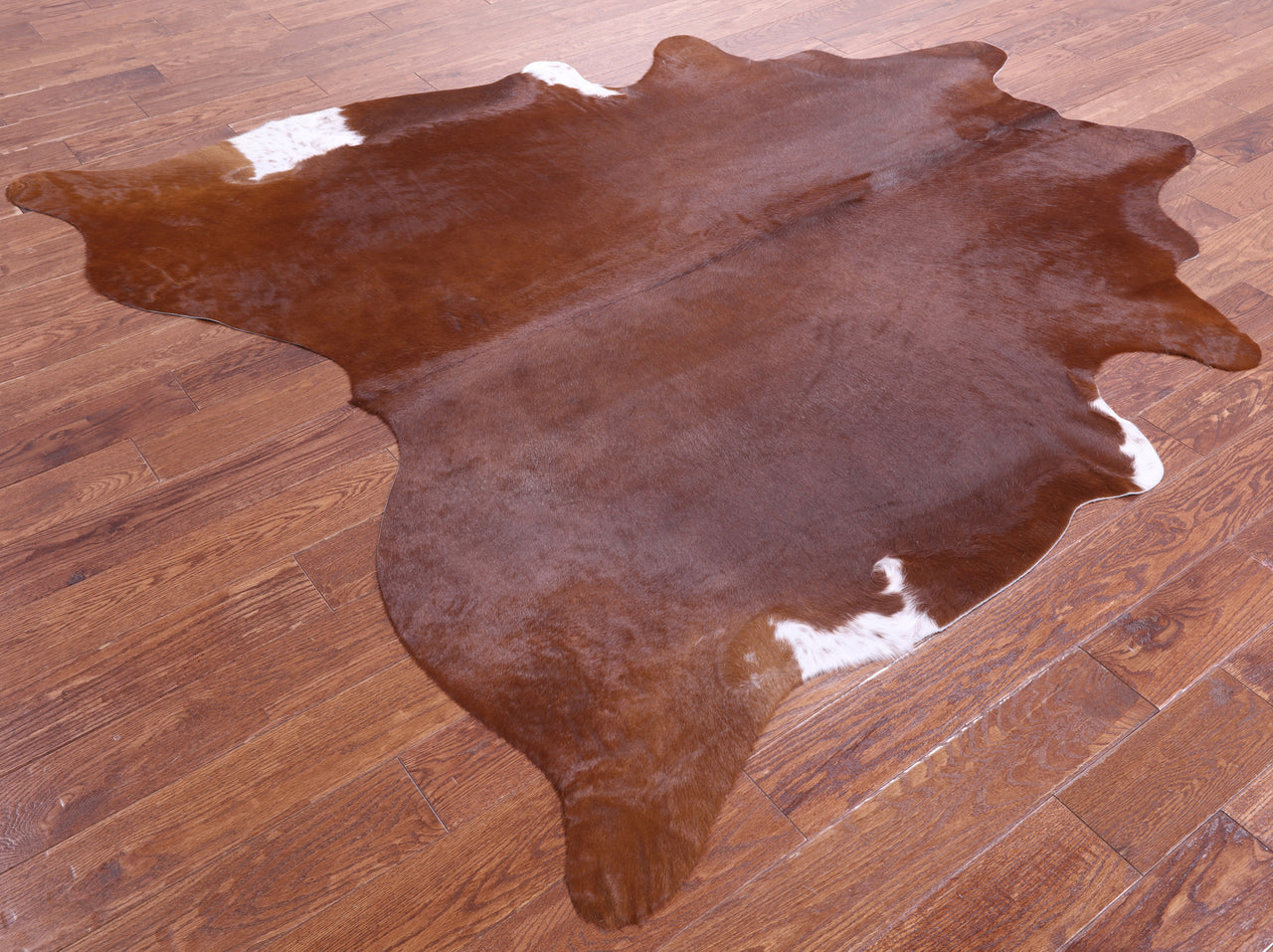 Brown Natural Cowhide Rug - X-Large 7' 3"H x 6' 8"W