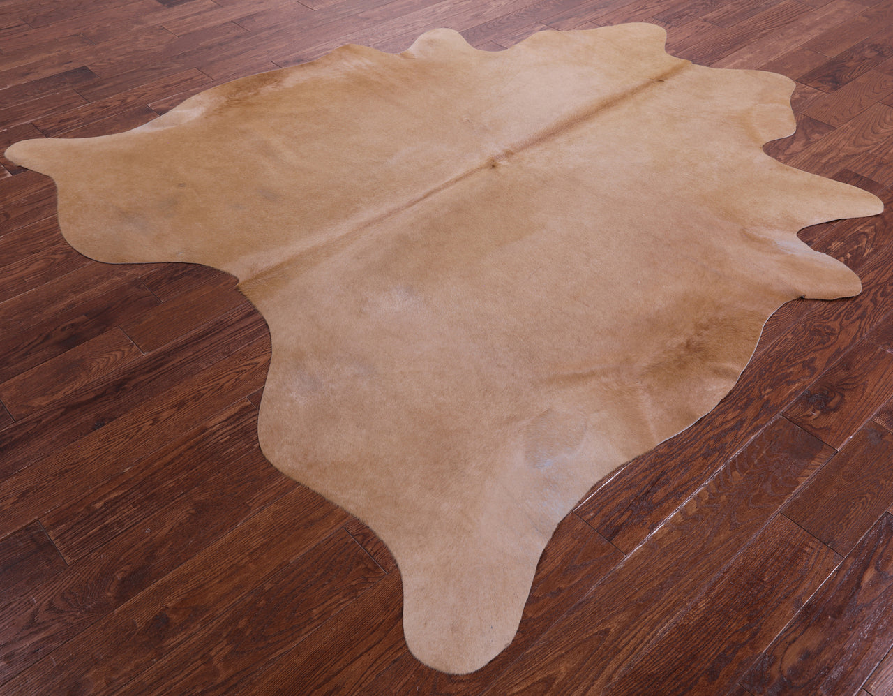 Light Brown Natural Cowhide Rug - X-Large 7' 3"H x 6' 8"W