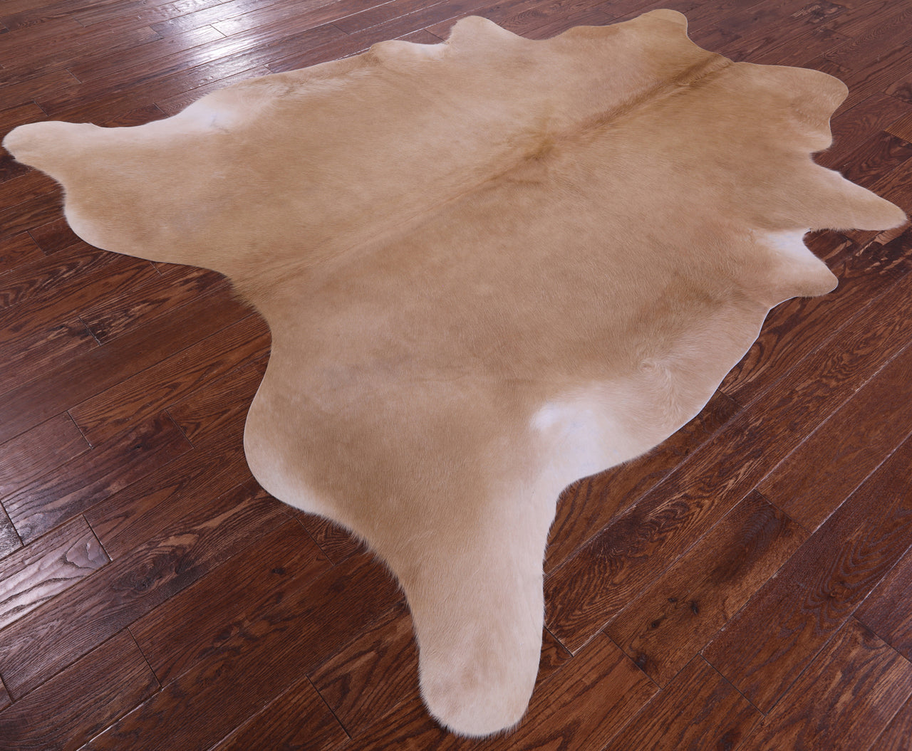 Light Brown Natural Cowhide Rug - X-Large 7' 3"H x 7' 1"W