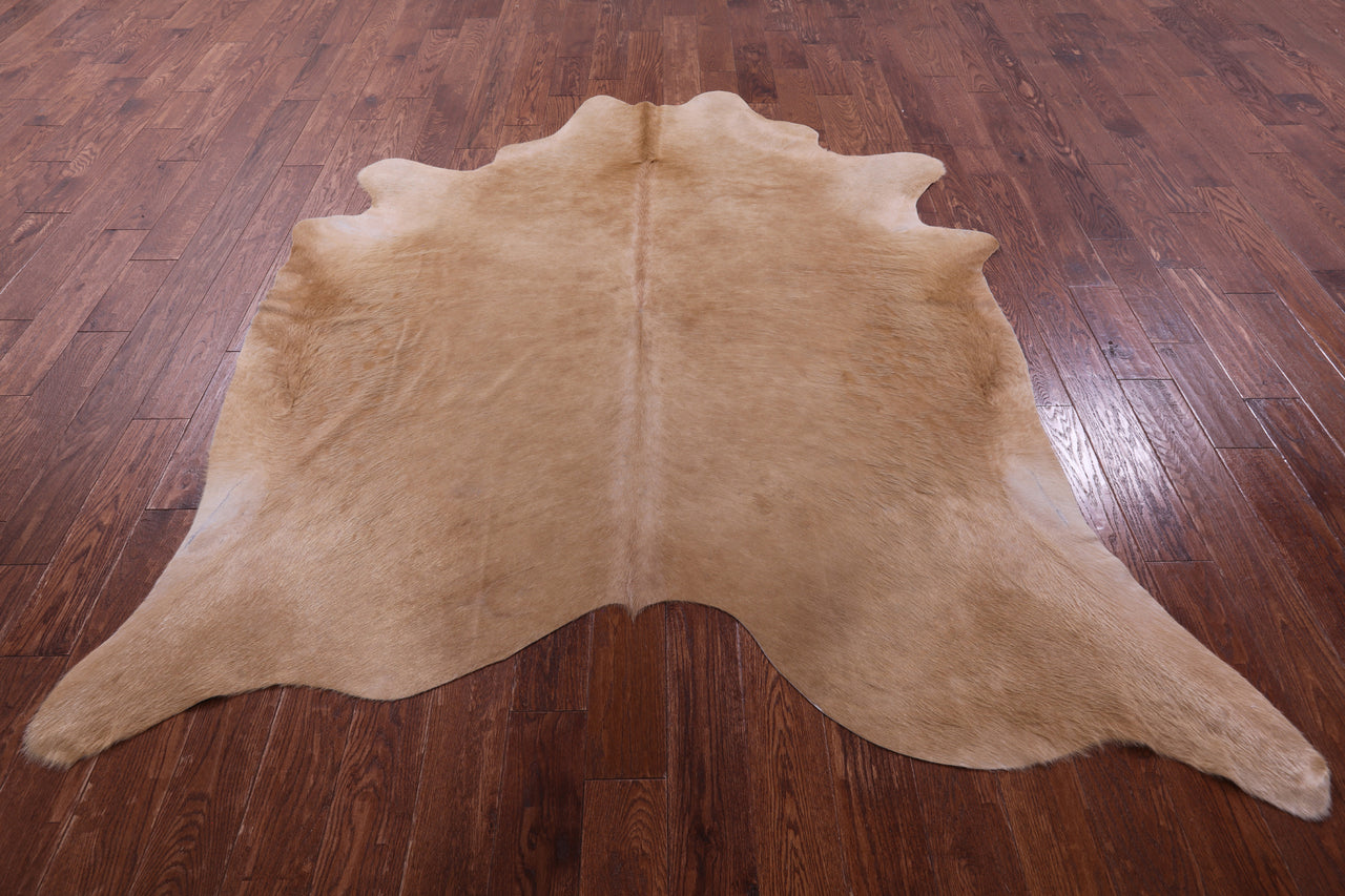 Light Brown Natural Cowhide Rug - X-Large 7' 6"H x 6' 8"W