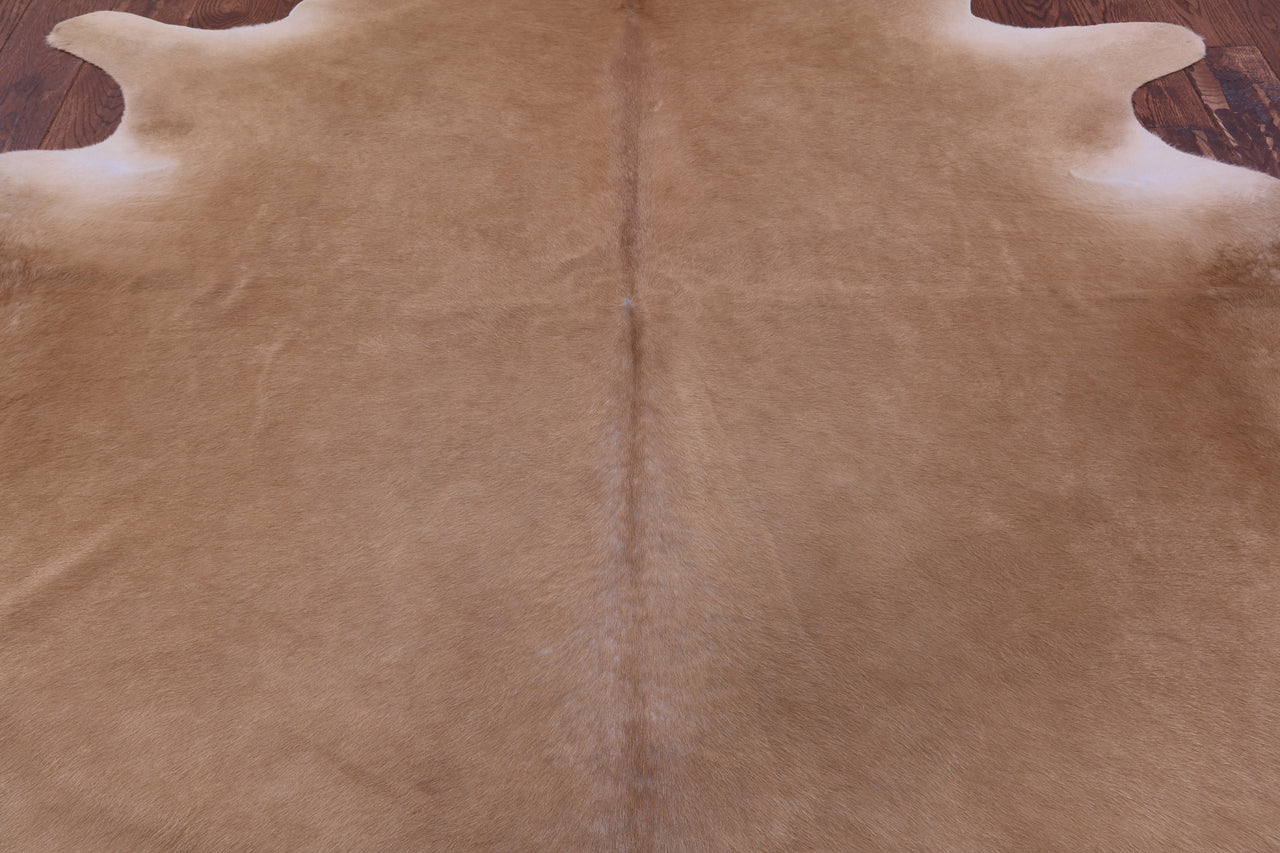 Light Brown Natural Cowhide Rug - X-Large 7' 0"H x 6' 7"W