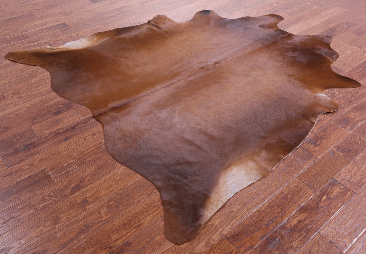 Brown Natural Cowhide Rug - XX-Large 8' 0"H x 7' 2"W