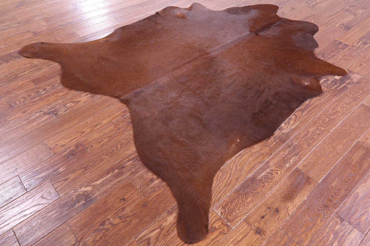 Brown Natural Cowhide Rug - X-Large 7' 7"H x 6' 7"W
