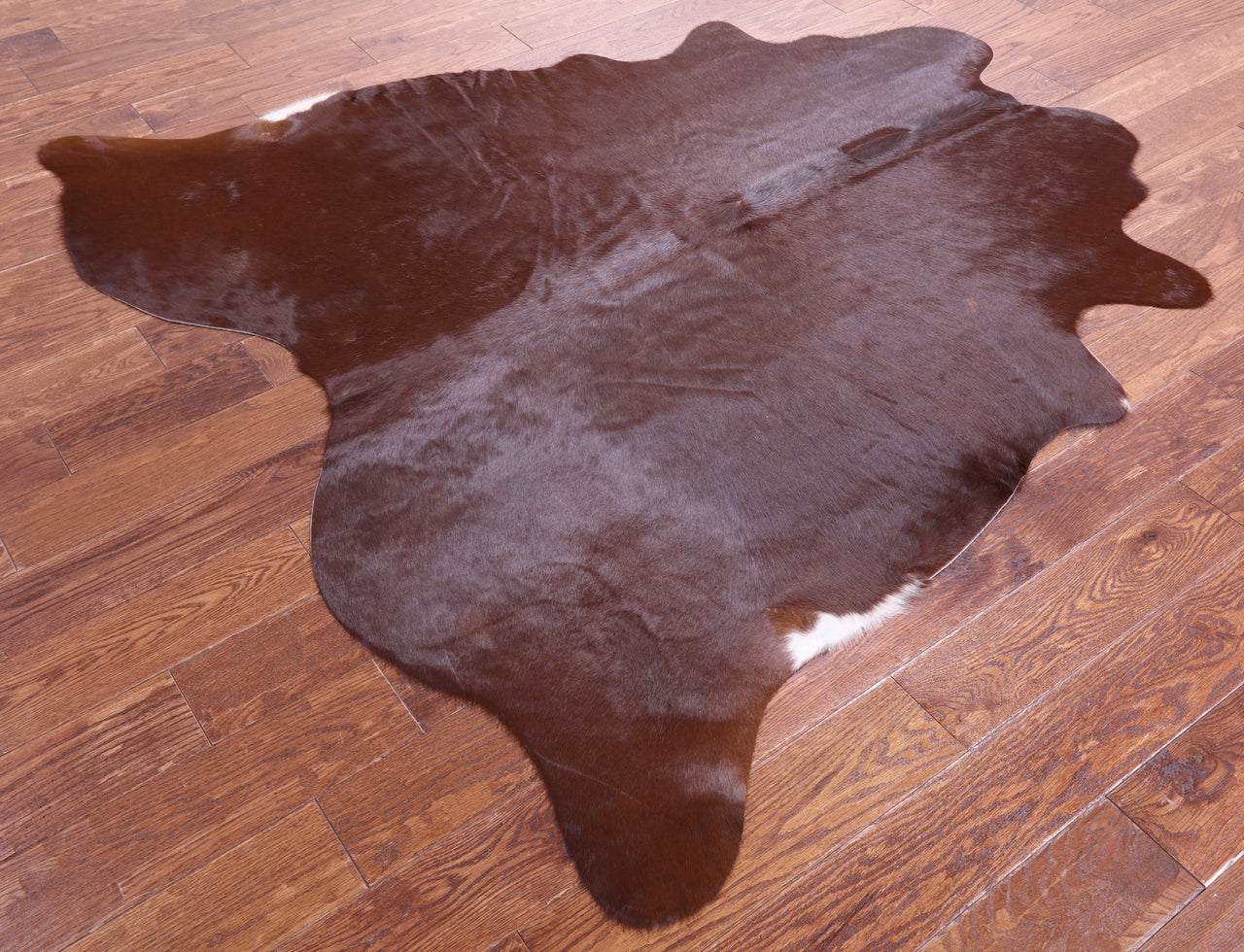 Brown Natural Cowhide Rug - Medium 6' 0"H x 6' 0"W