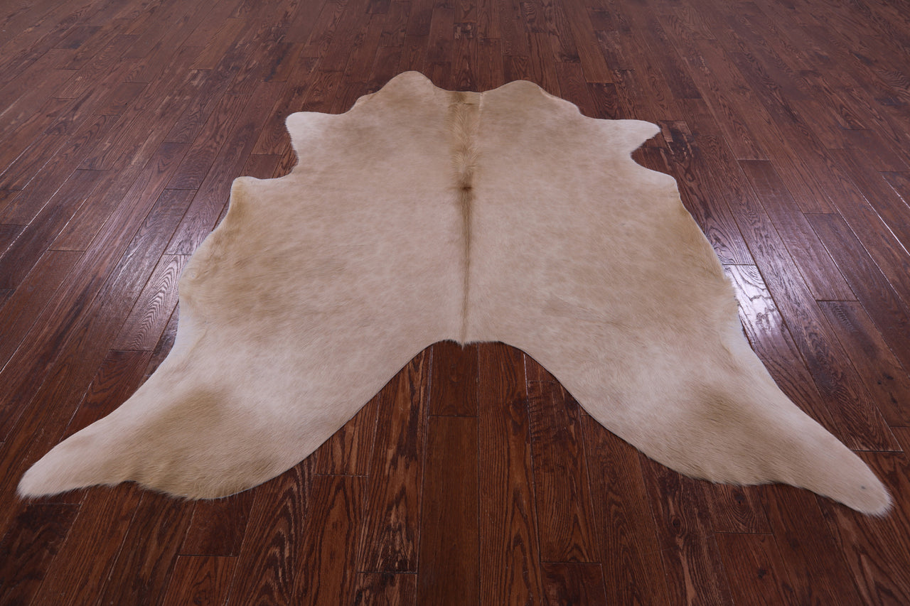 Light Brown Natural Cowhide Rug - X-Large 7' 0"H x 6' 5"W